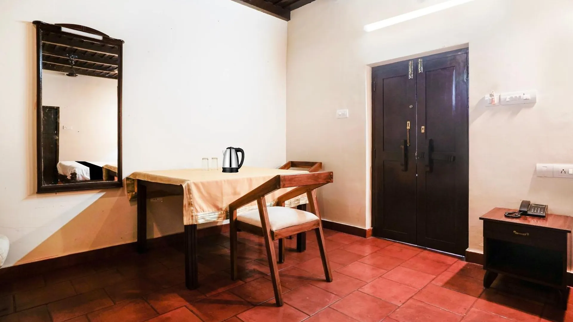 ***  Hotel O Victoria Hotels & Resorts Kizhake Chalakudi India