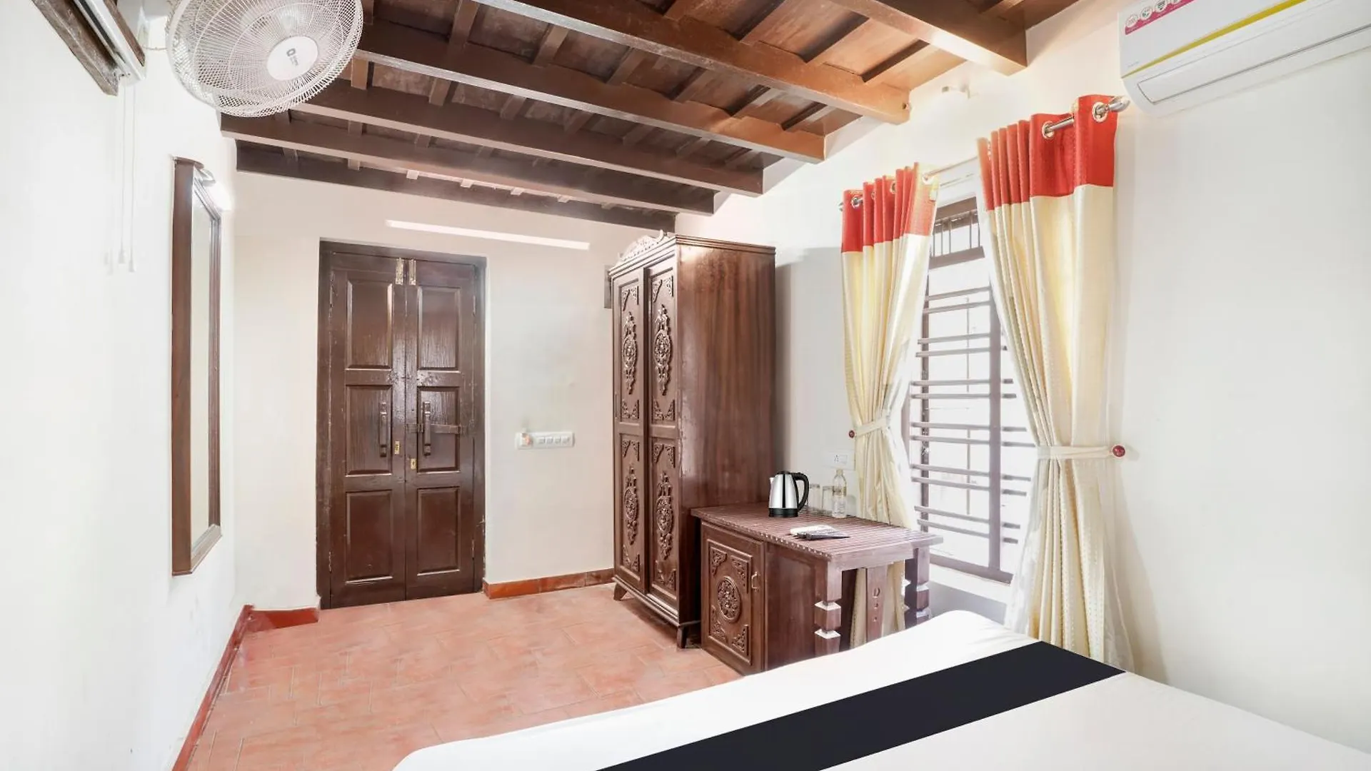 Hotel O Victoria Hotels & Resorts Kizhake Chalakudi 3*,  India